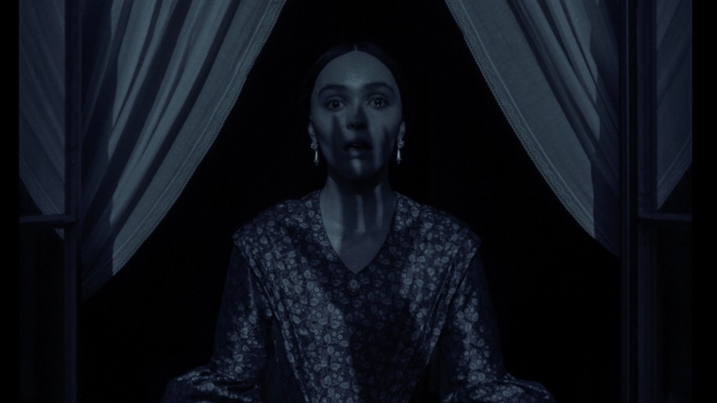 Lily-Rose Depp, em Nosferatu, de Robert Eggers