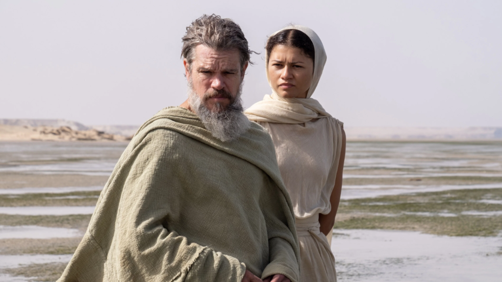 Matt Damon e Zendaya em cena de A Odisseia, filme de Christopher Nolan