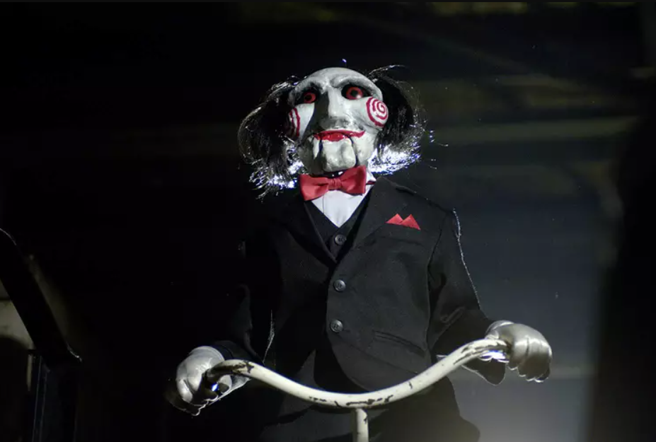 Cena de "Jogos Mortais", filme de terror de James Wan